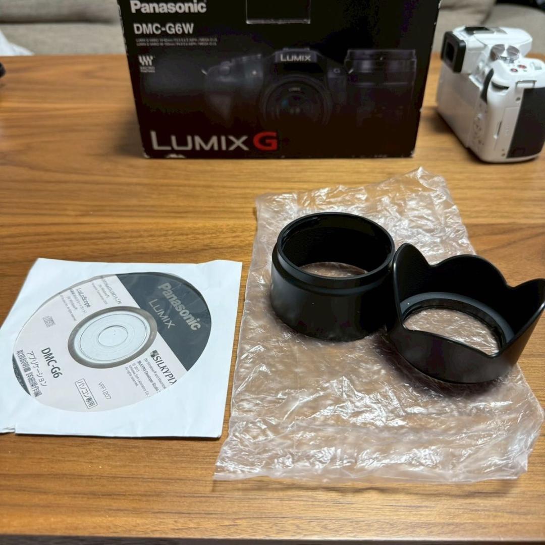【極美品】パナソニック LUMIX DMC-G6W ダブルズームレンズキット