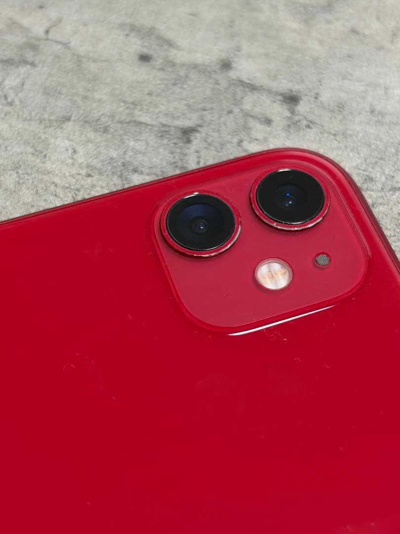 Apple iPhone 11 PRODUCT(RED) 本体(液晶漏れ有)