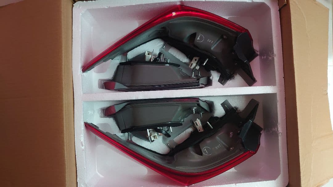 マークX 中期 純正テールランプ