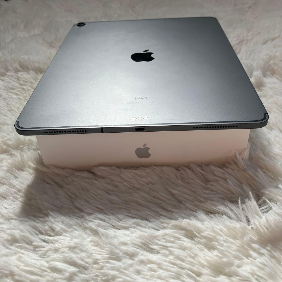 【完動品】iPad Pro 12.9 256GB SIMフリー 【発送】