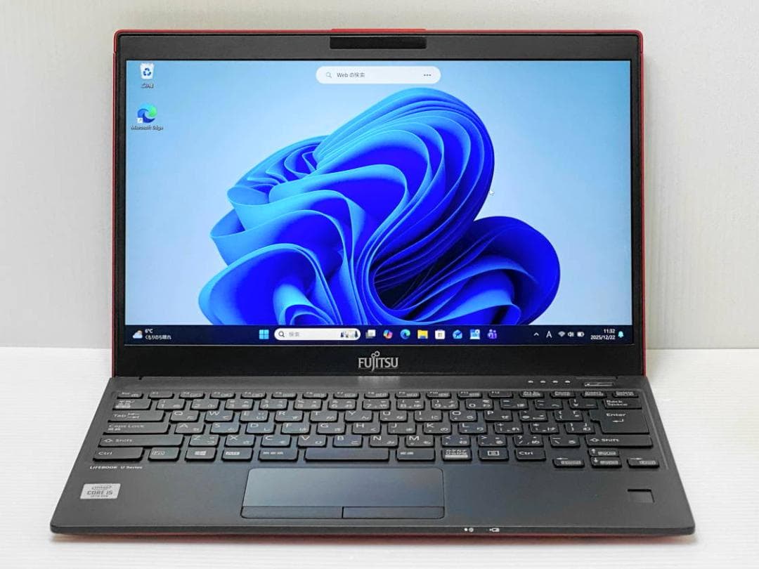 バ*ズ様 ガーネットレッド 第10世代Core i5 LIFEBOOK U931