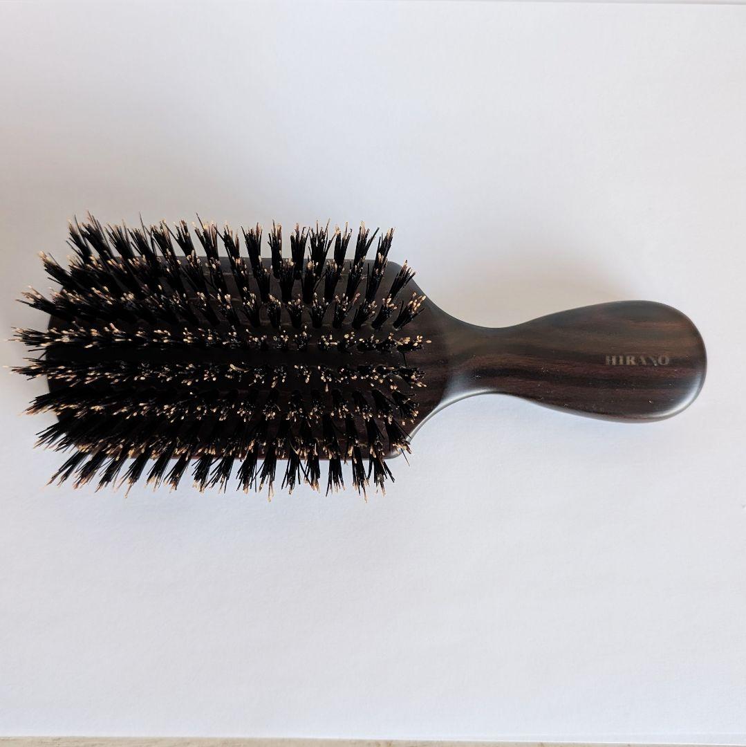 平野、ヘアブラシ