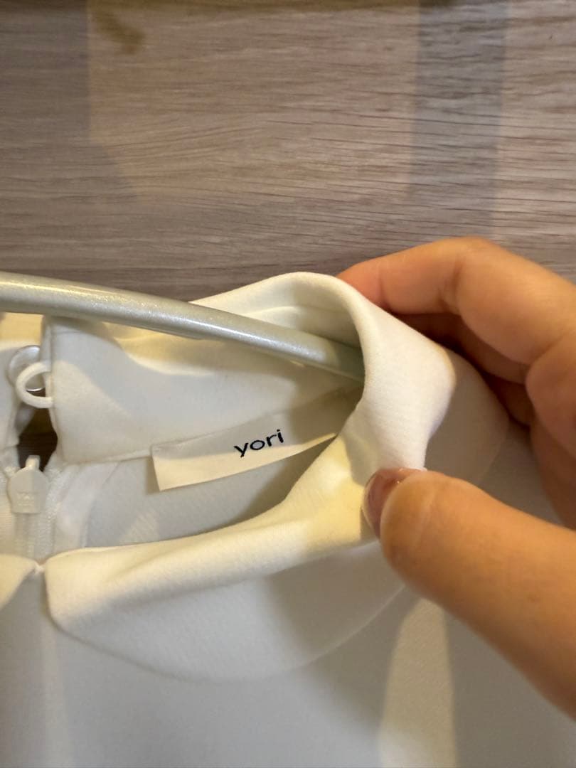 yori ダブルクロス丸襟カラーブラウス