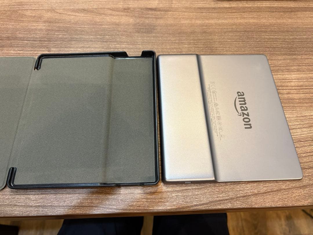 Kindle Oasis色調調節ライト搭載/Wi-Fi/32GB/広告なしモデル