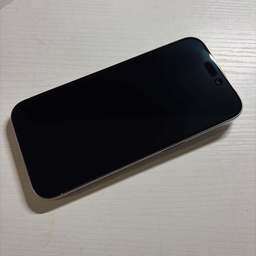 iPhone 15 Pro 256GB ホワイトチタニウム
