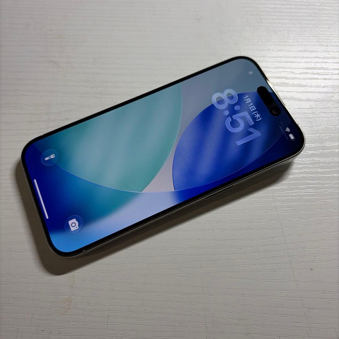 iPhone 15 Pro 256GB ホワイトチタニウム