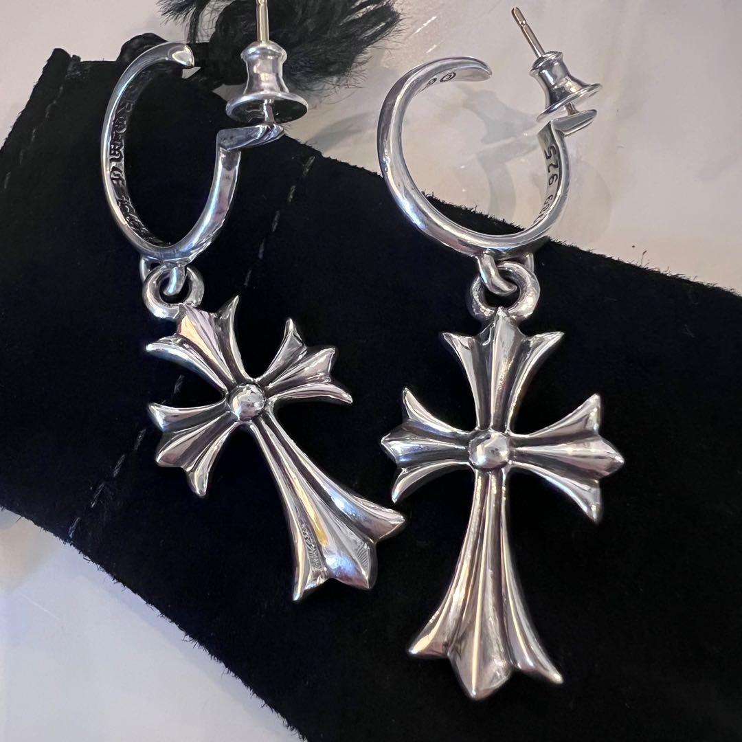 さらへ様★★★クロムハーツ タイニーCH クロス ピアス 両耳 2点セット