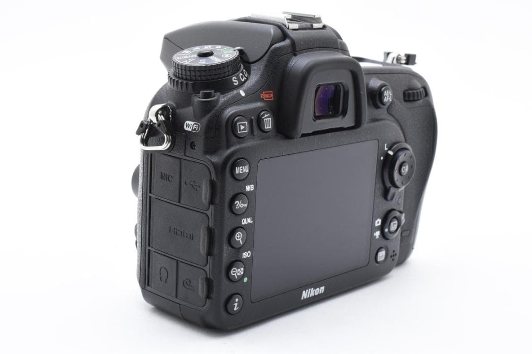 ★美品★ ニコン Nikon D7200 ボディ 《ショット数7190回》