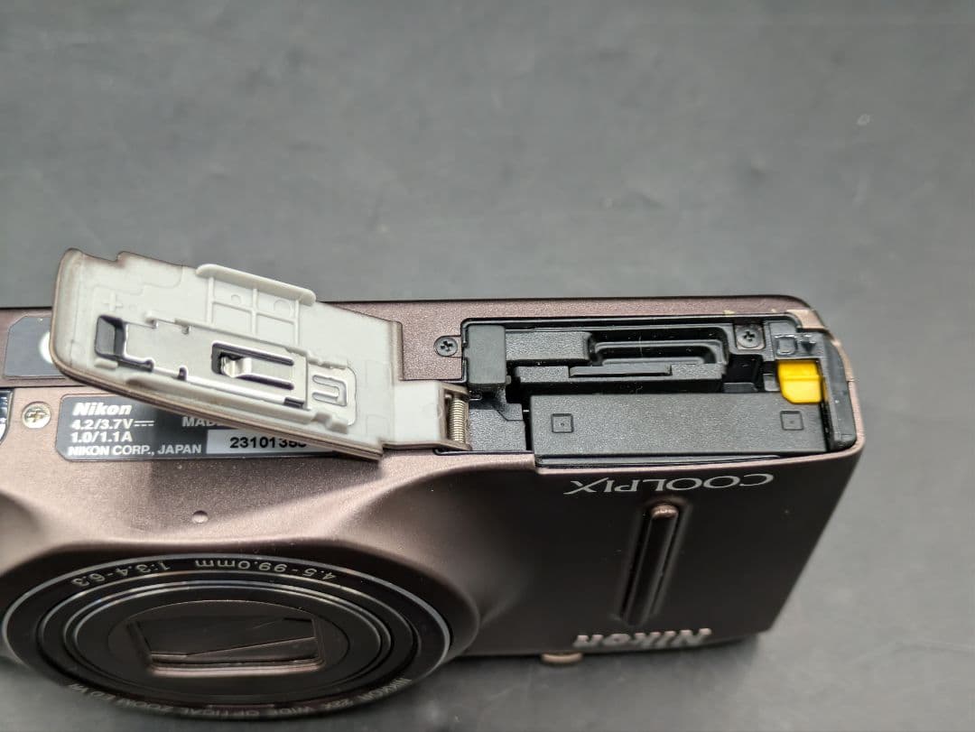 Nikon COOLPIX S9500 コンパクトデジタルカメラ