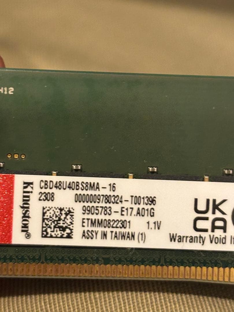 美品　Kingston DDR5 16GBメモリ