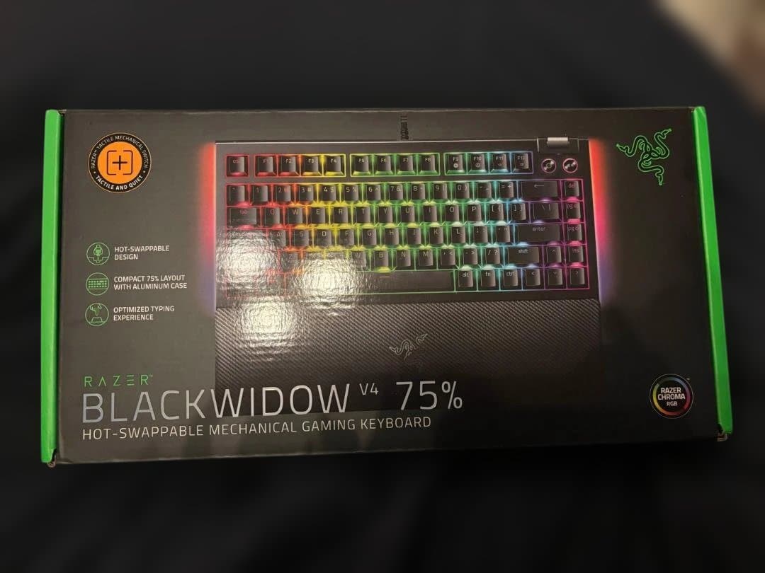 Razer BlackWidow V4 75% キーボード本体