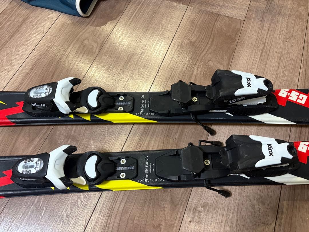 子供用スキーセット（スキー・ポール・ブーツ）