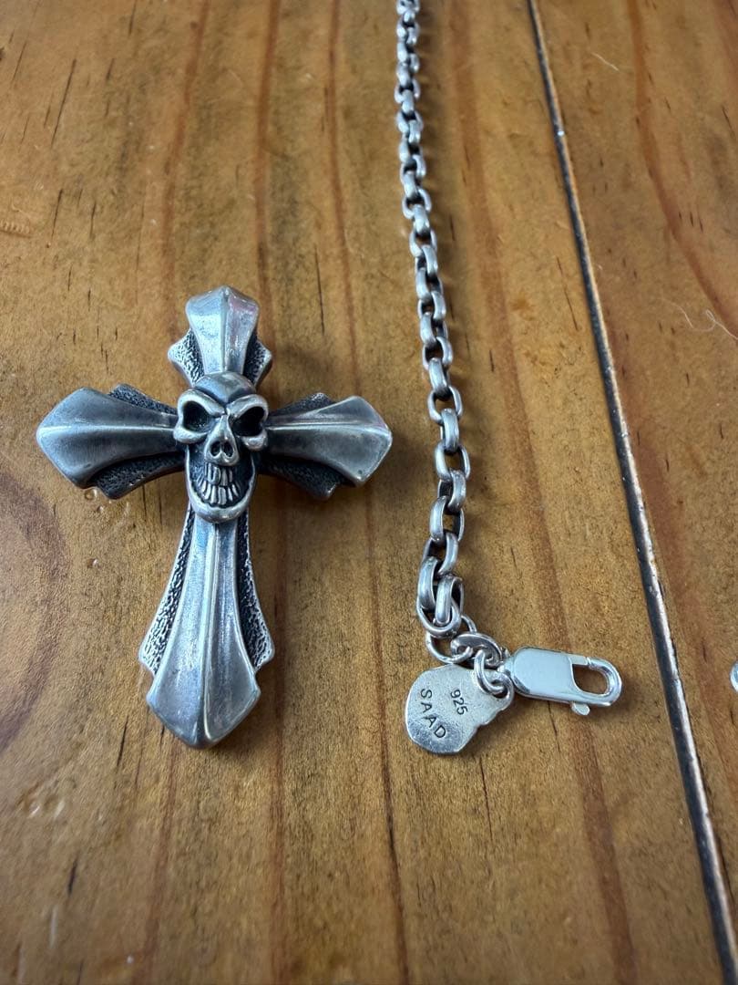 ビルウォールレザー 2005 スカルクロス➕SVネックレス参考価格109600円