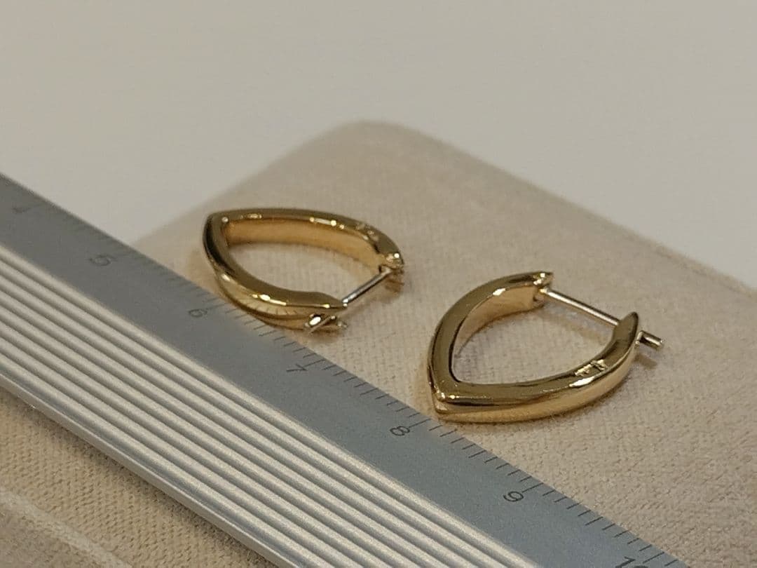 ポメラート　k18YG フープピアス pomellato