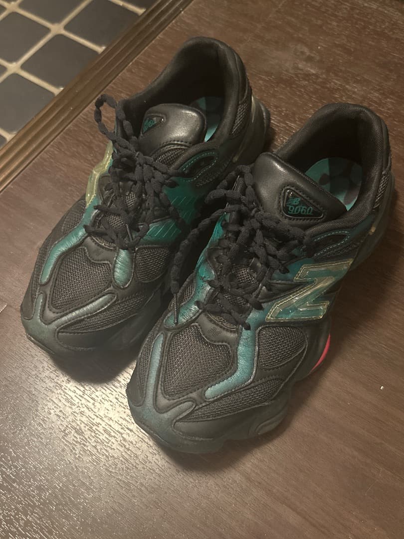 靴 MOWALOLA New Balance 9060 (27.5cm//43)