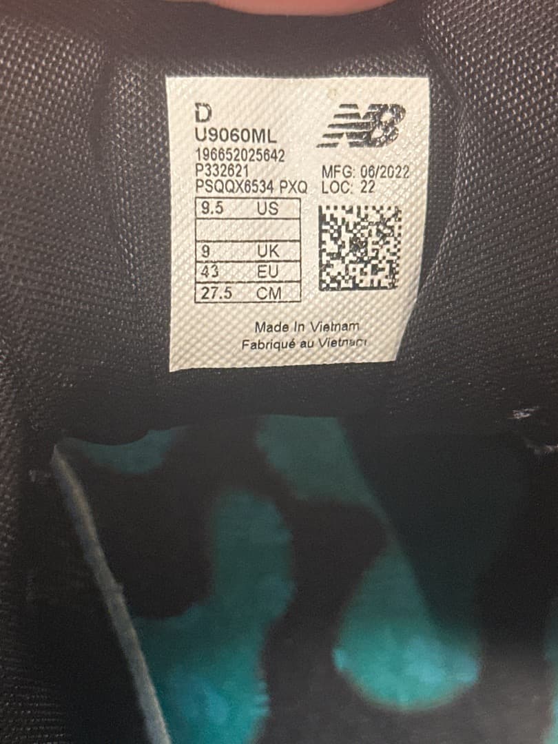 靴 MOWALOLA New Balance 9060 (27.5cm//43)