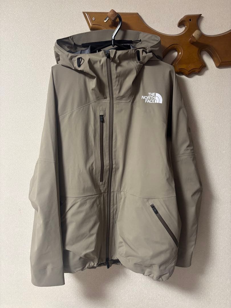 新品未使用品　THE NORTH FACE スノーボードウェア上下セット