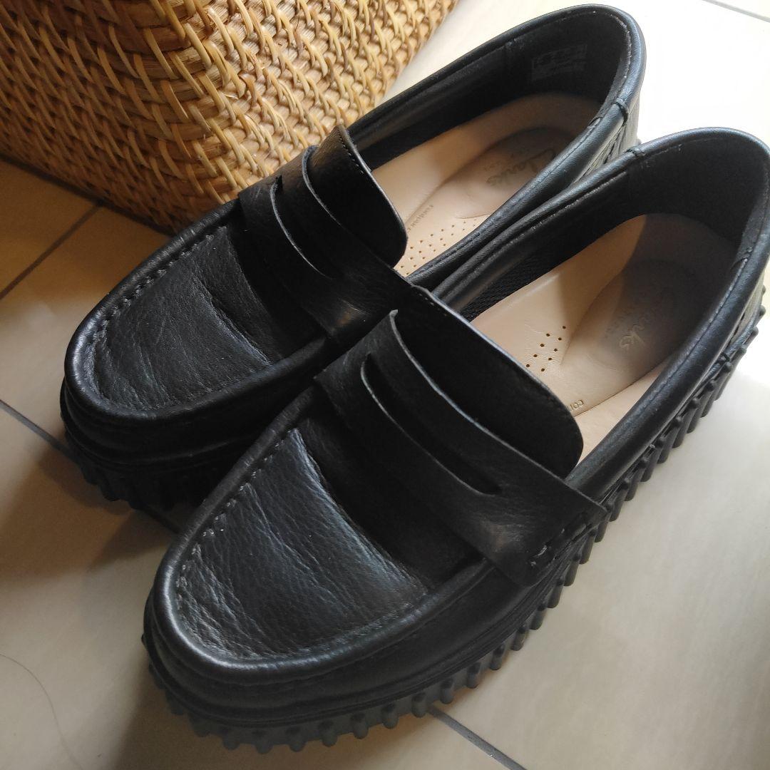 Clarks ブラック ローファー　トーヒルペニー　UK4.5