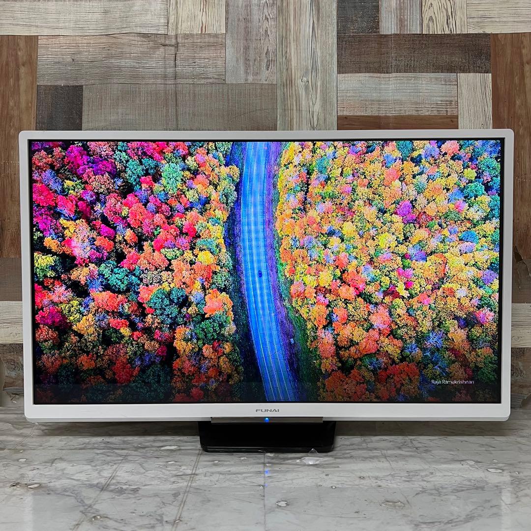 かよちゃんさん専用フナイ32V型地デジ・BS・CSWチューナ録画機能内蔵液晶