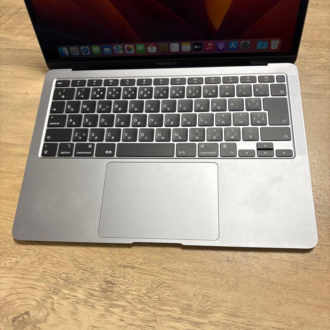 【美品】MacBook Air M1 16GBメモリ / 512GB SSD
