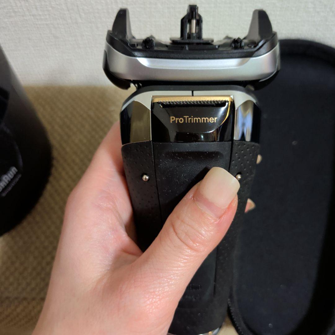 ブラウンseries9pro+(プロプラス)　シェーバー