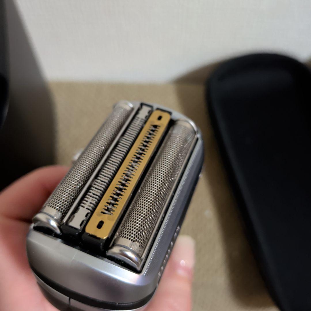 ブラウンseries9pro+(プロプラス)　シェーバー