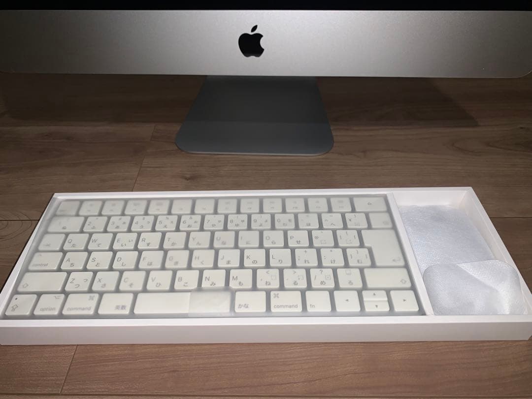 Apple iMac 21.5インチ Intel Core i5