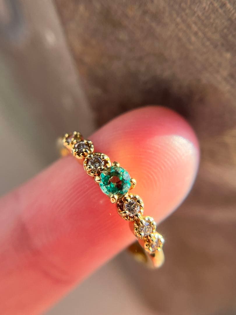 新品K18YGエメラルド0.16ctダイヤモンドリング指輪