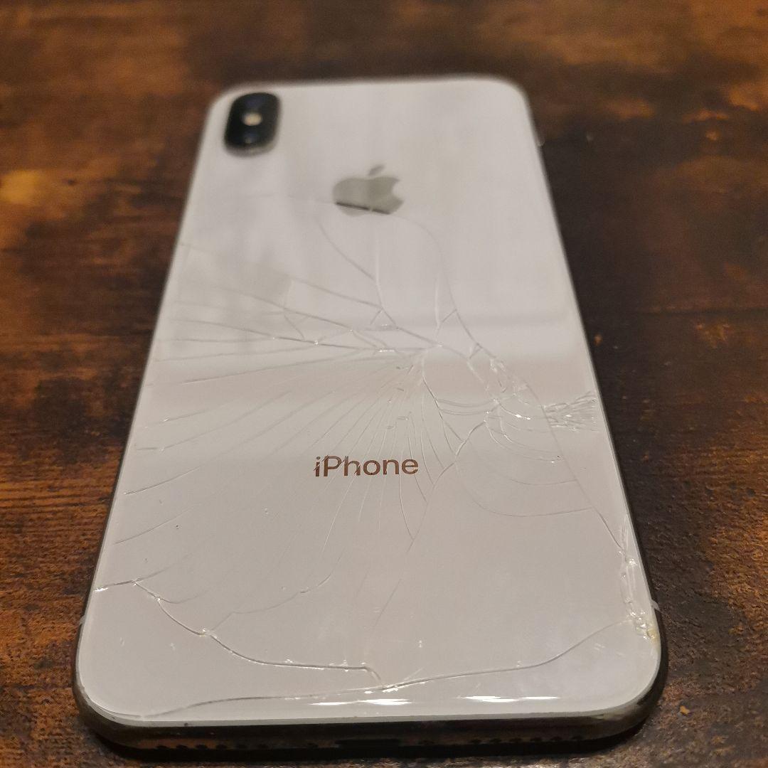 iPhone X 256GB 本体 背面ひび割れあり
