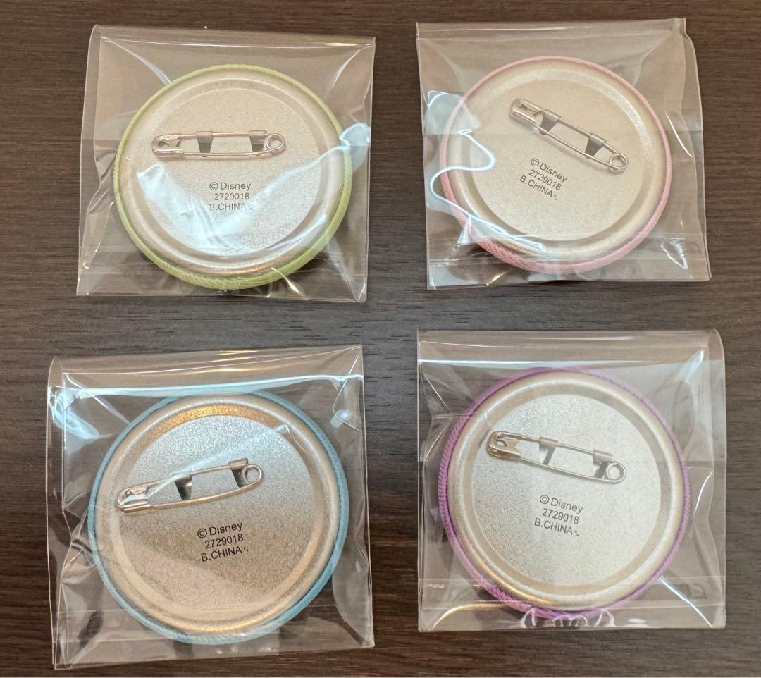 34個【ディズニーキャラクターズ刺繍缶バッジ1・2】※お菓子なし