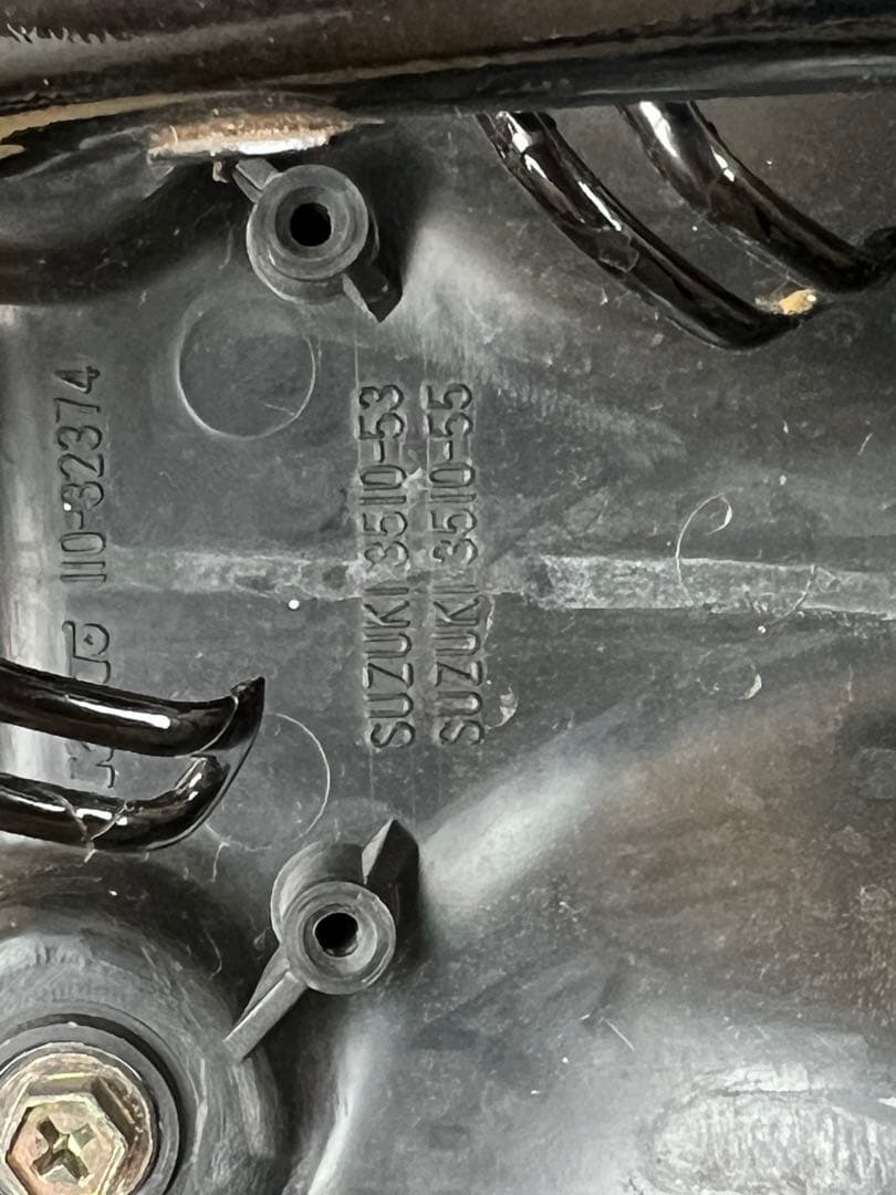 SUZUKI GSX-R1100 GV73A（L？）カウルステー、ライト