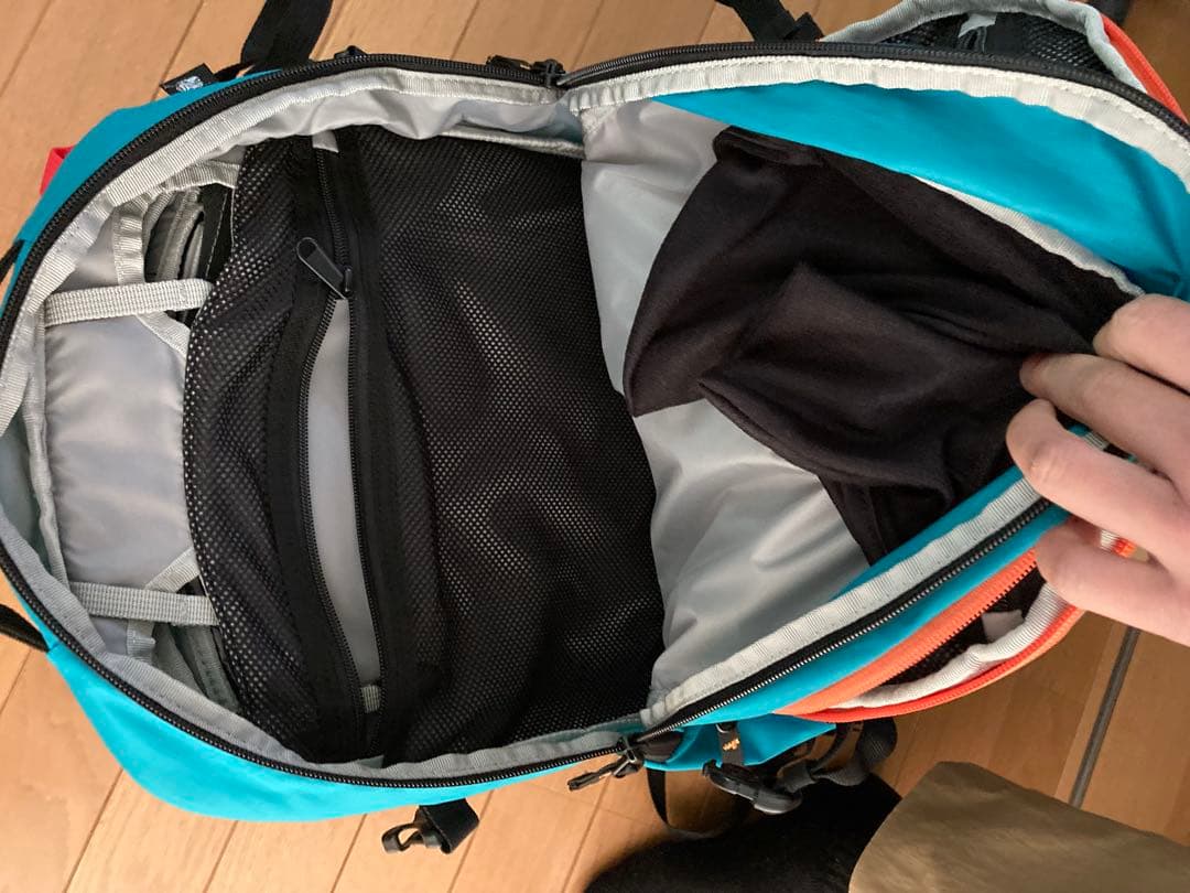 バックカントリーアクセス　20リットル