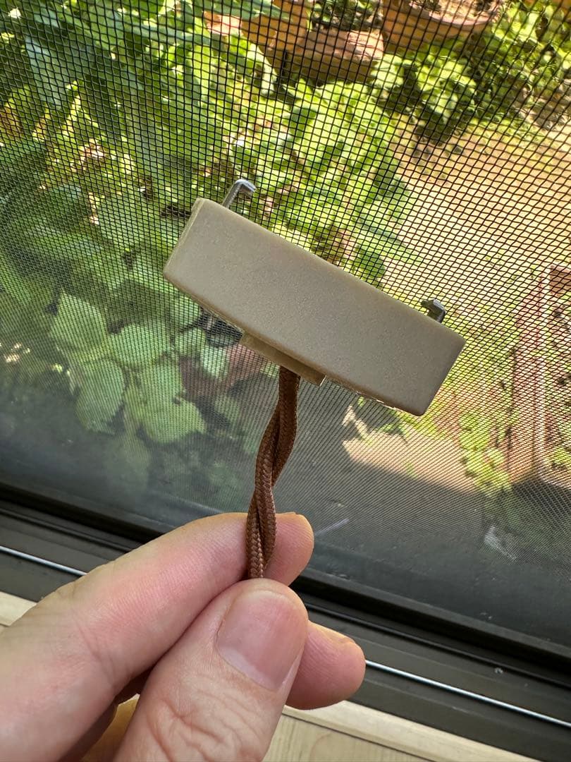 フランス アンティーク 乳白色ブルーオパリンガラスの可愛いお花アトリエランプ＊