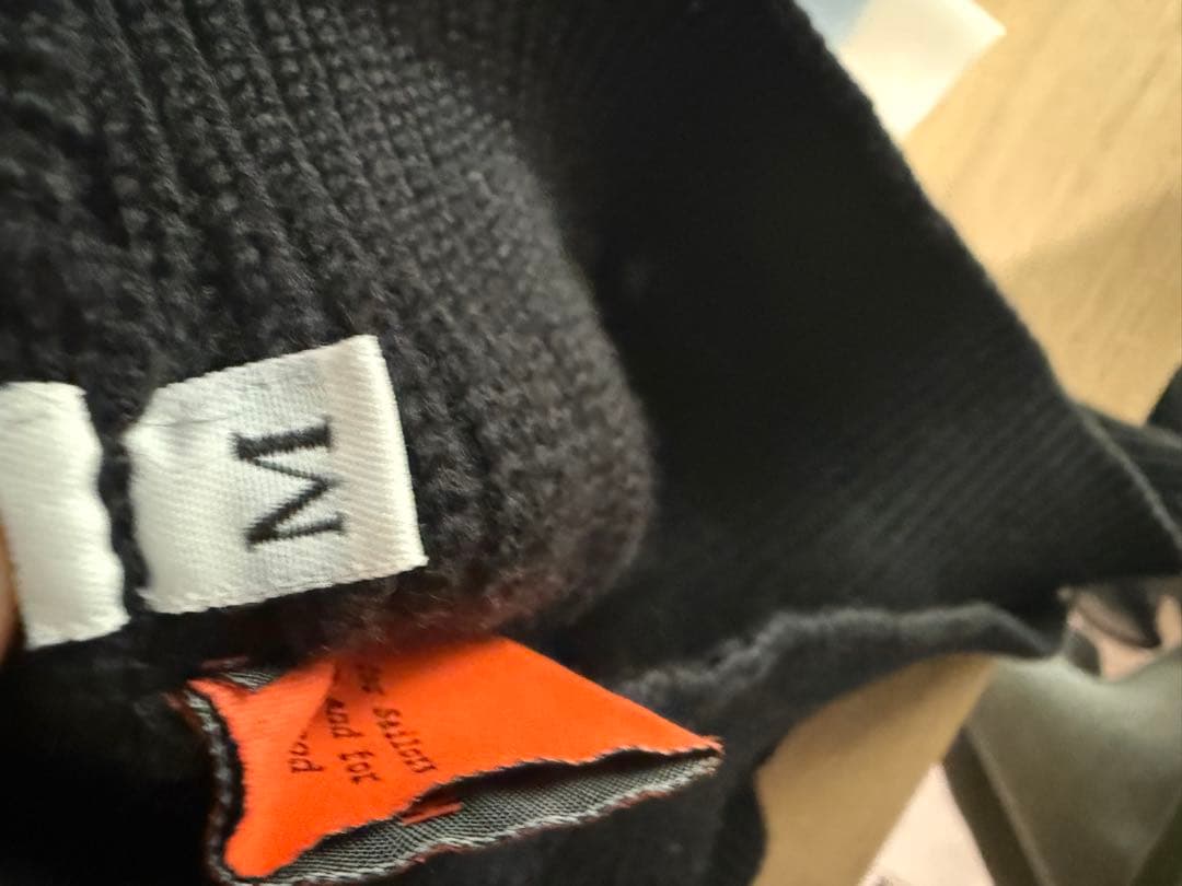 アンデルセンアンデルセン　ニット　Mサイズ　ブラック