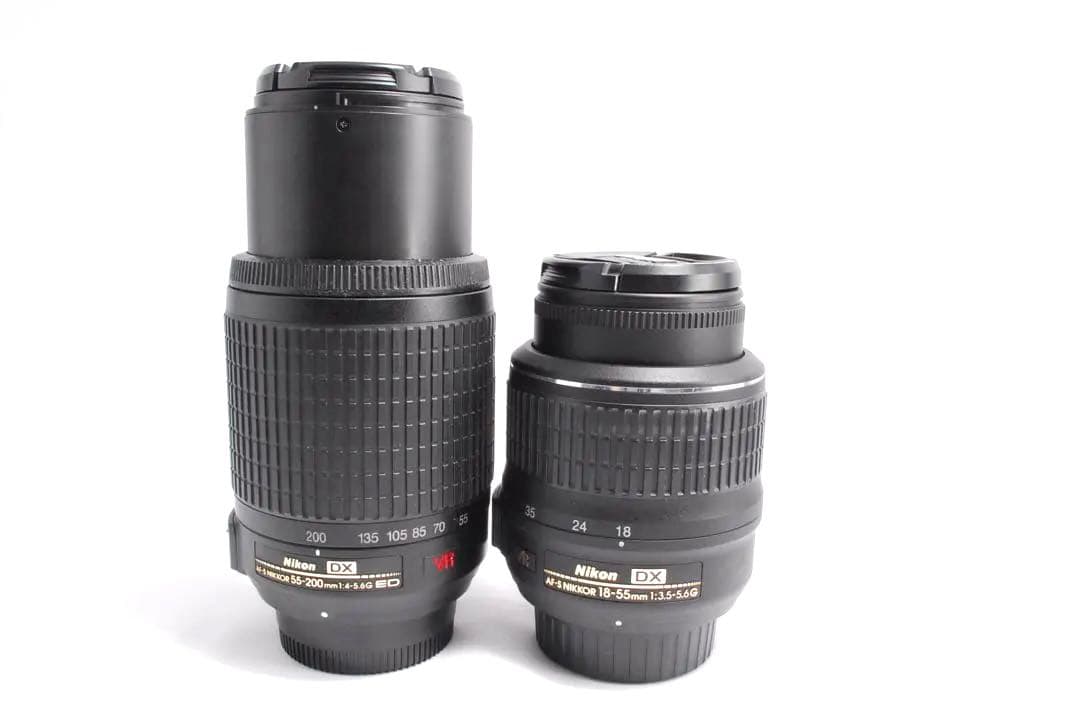 美品✨手ぶれ補正機能付き✨初心者向け✨スマホ転送OK✨ Nikon D5300✨