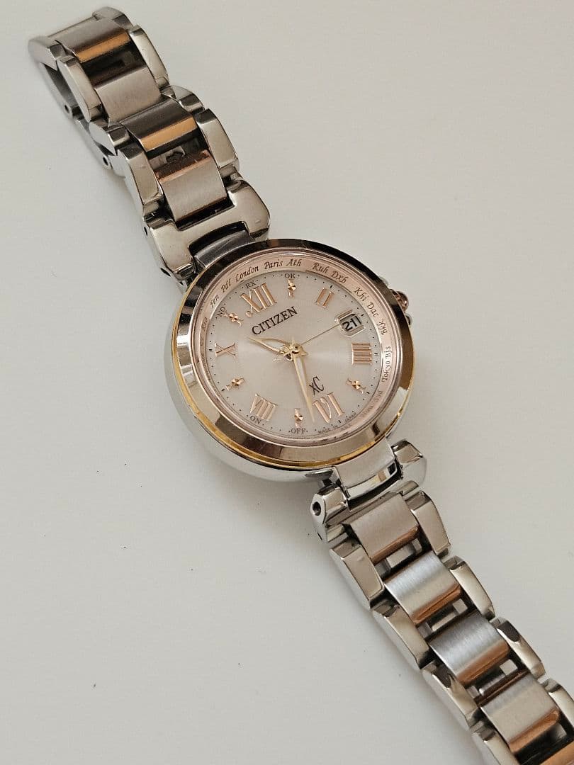 稼働品✨美品✨ CITIZEN xC クロスシー エコドライブ 文字盤ピンク