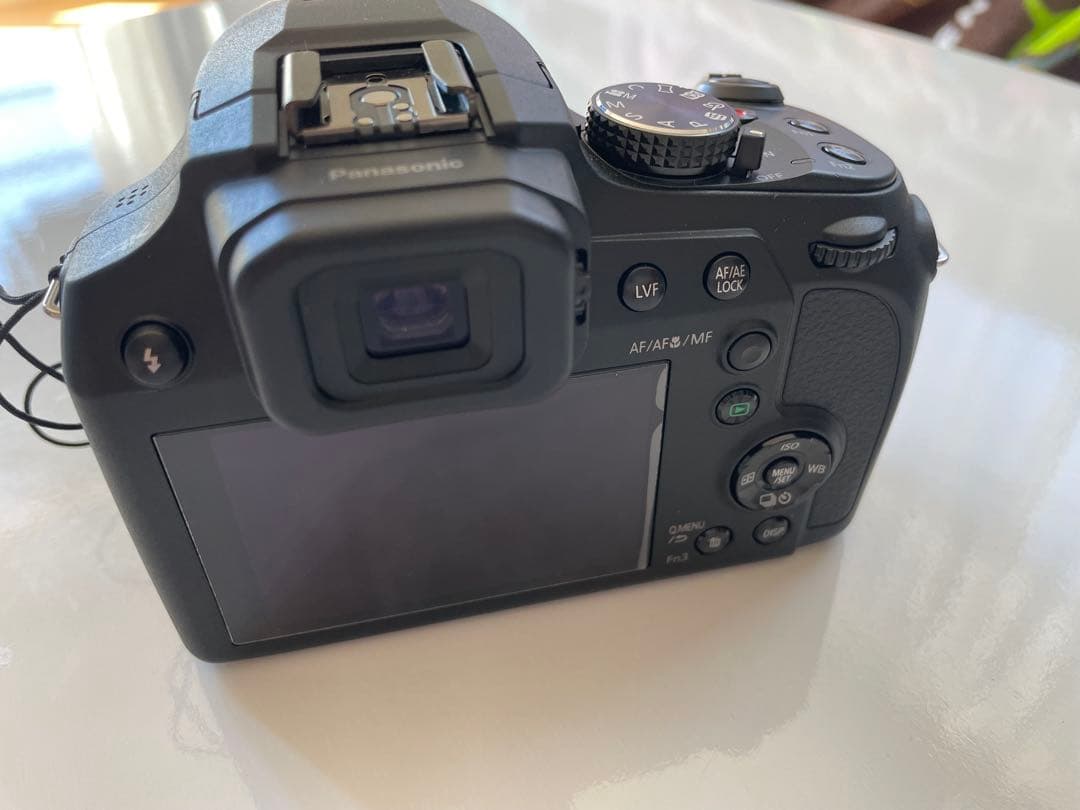 Panasonic LUMIX DC-FZ85デジタルカメラ