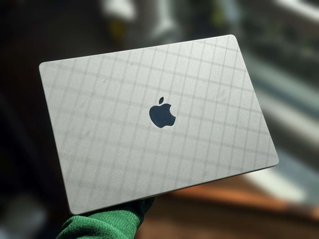 [購入１年未満]M3 Macbook Pro 512/8GB