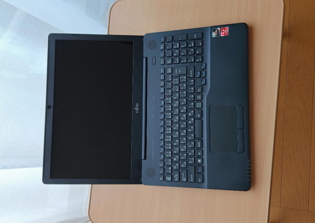 Fujitsuノートパソコン　黒