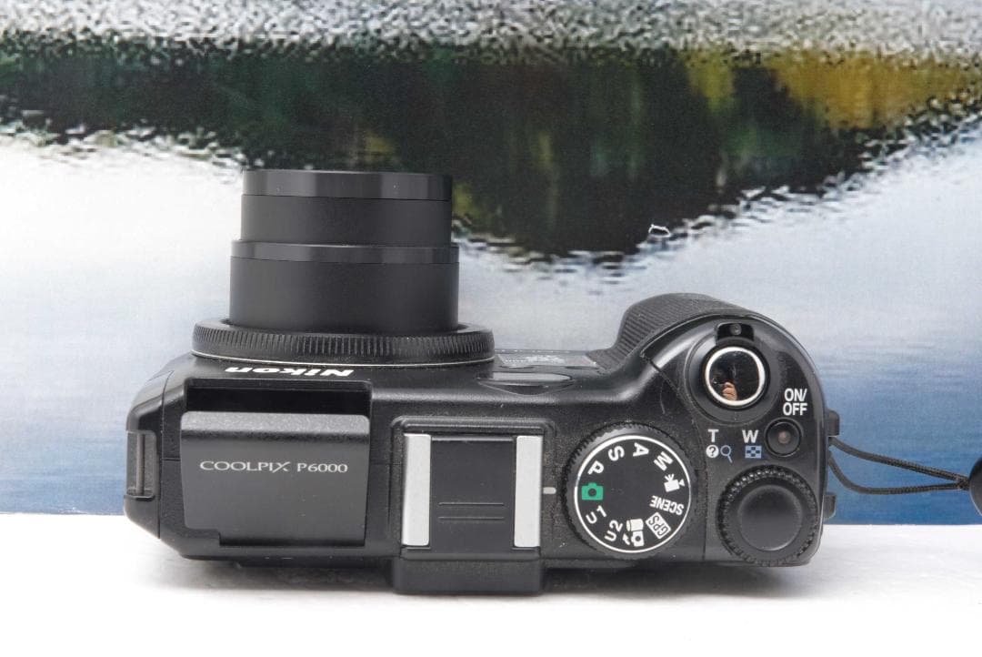 ニコンNIKON COOLPIX P6000 コンデジ コンパクトデジタルカメラ