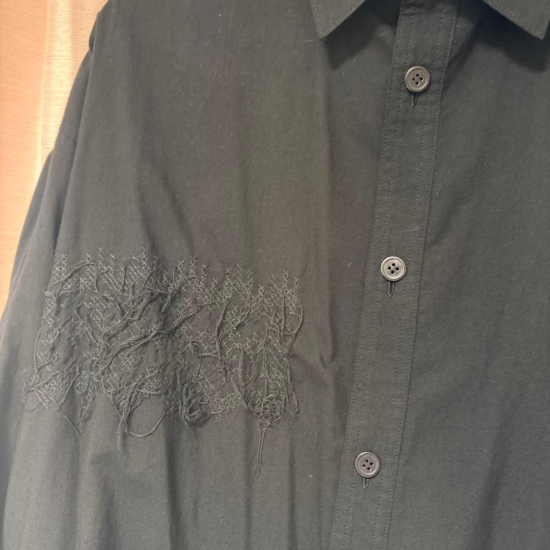 Y's ブラック 刺繍入り長袖シャツ　 サイズ2