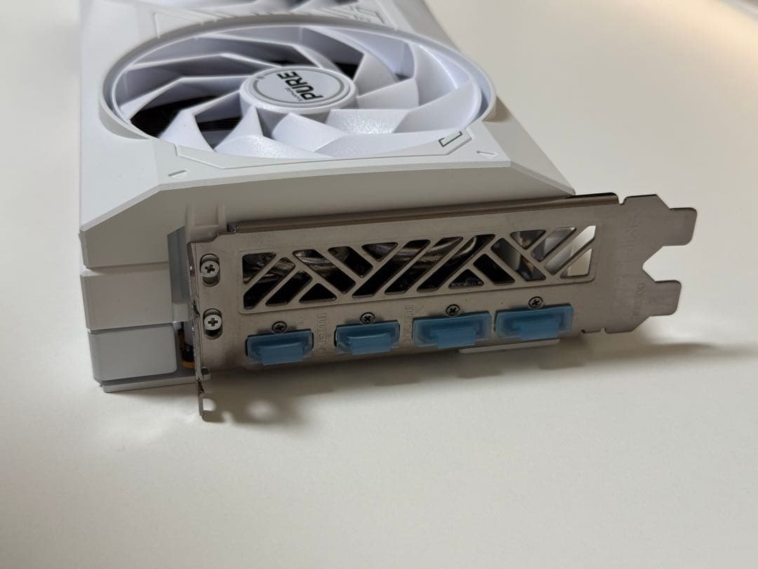 グラフィックボード・グラボ・ビデオカード Sapphire PURE AMD Radeon RX 7800 XT 16GB