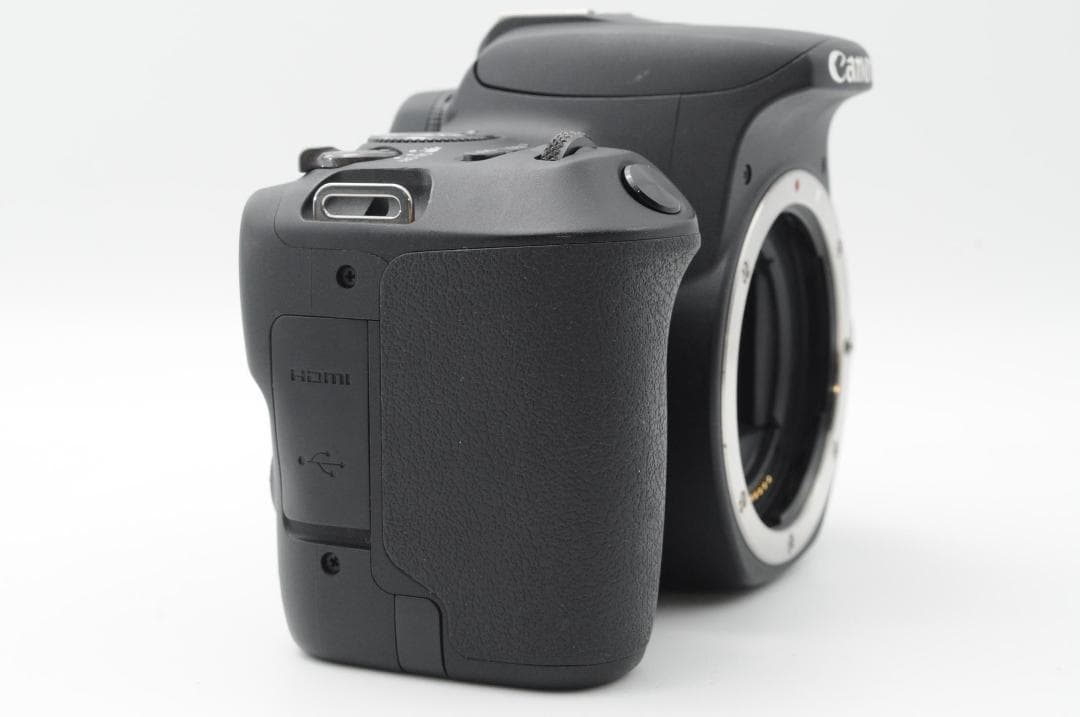 ☆ほぼ新品②☆新生活応援☆ Canon EOS Kiss x9 ダブルレンズ