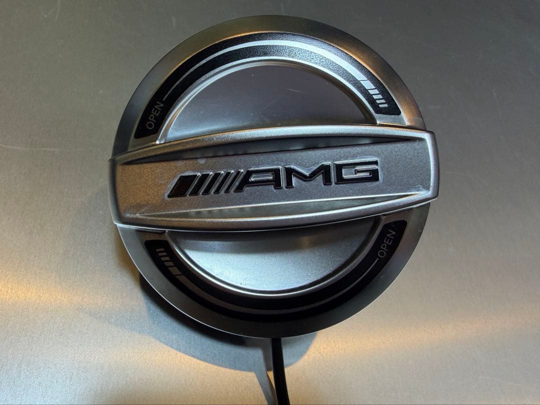 メルセデスベンツ　AMG フューエルキャップ