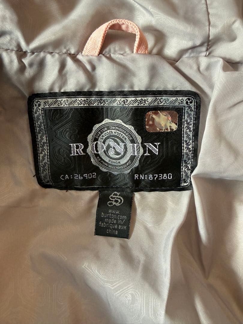 バートン　RONIN スノーボードウエア　ダウン　ピンク