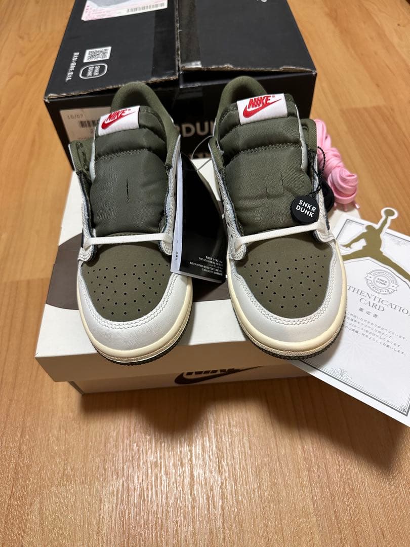 NIKE エアジョーダン1 LOW Travis リバースオリーブ 21.5