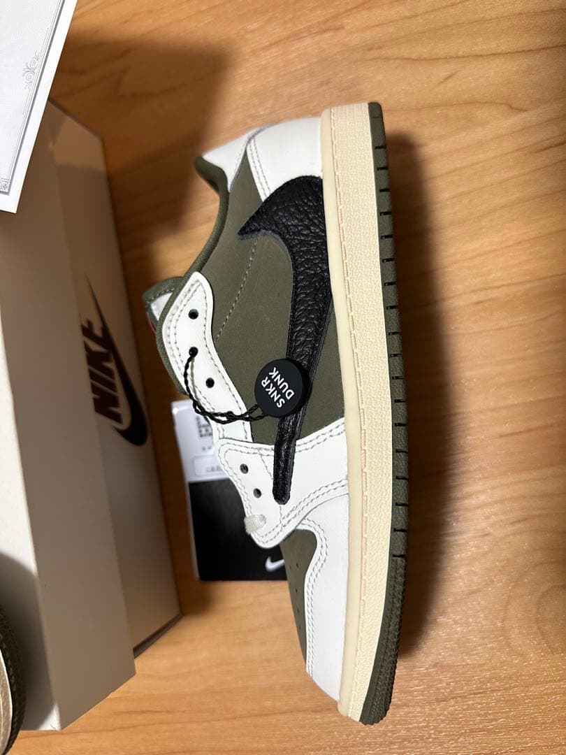 NIKE エアジョーダン1 LOW Travis リバースオリーブ 21.5