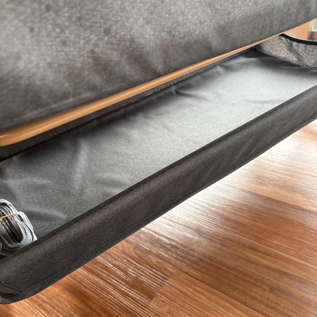 Mozalida折りたたみベビーベッド グレー　メッシュカバー付き