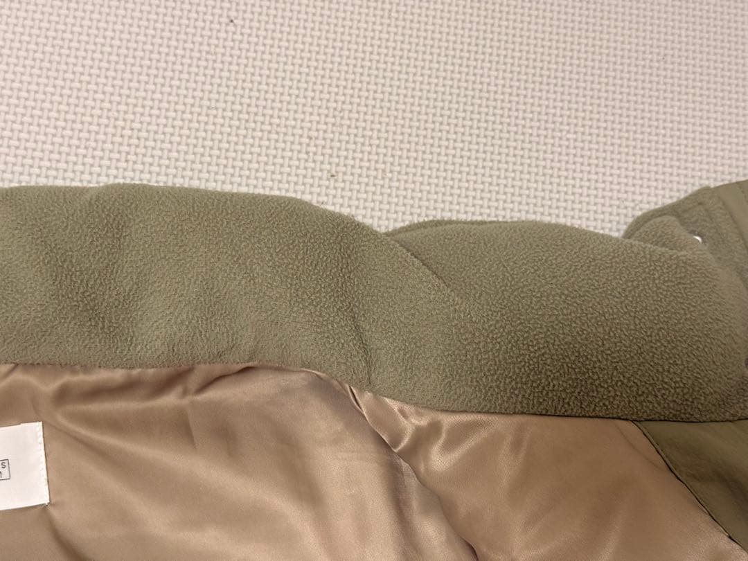 LOWRYS FARM モンスターショートコート　カーキ