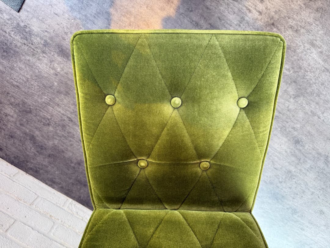 カリモク60 カフェチェア モケットグリーン